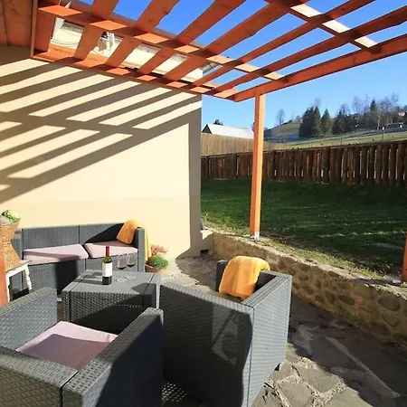 Eden Apartament *